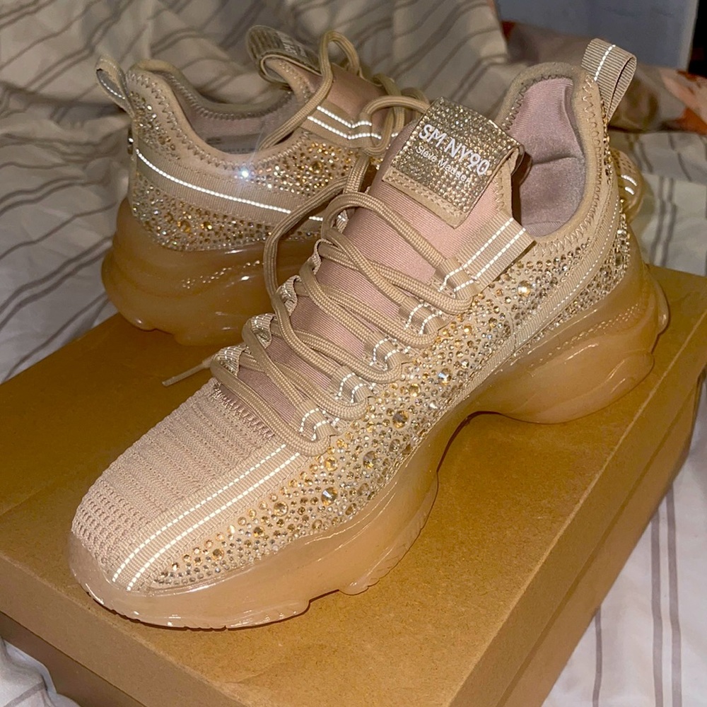 Steve Madden Sneakers